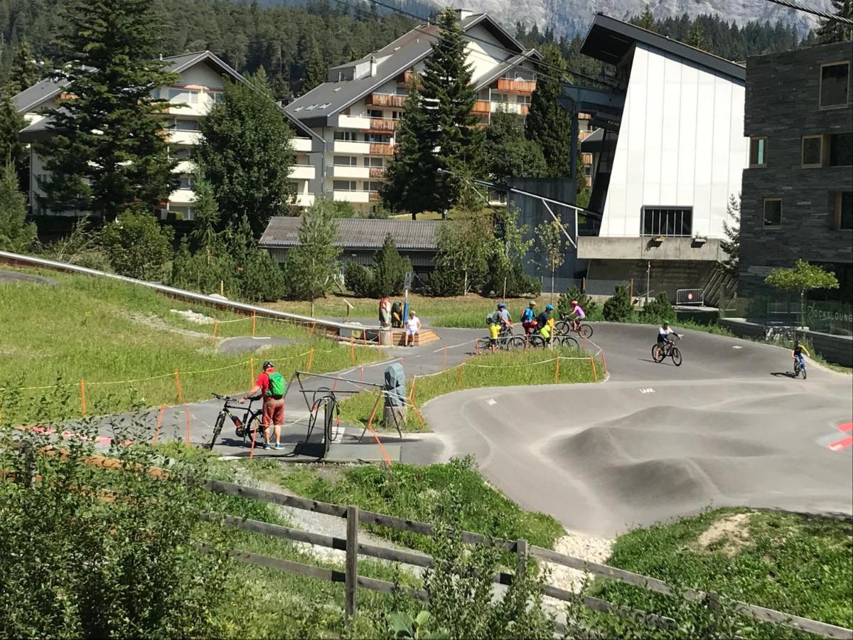 Ferienwohnung Laax Mit Traumblick, Grossem Balkon Und Terrasse 外观 照片